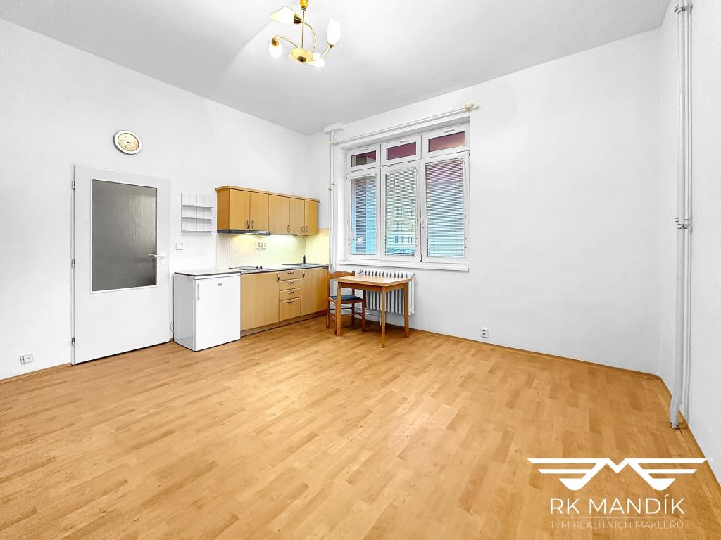 Pronájem bytu 1+kk 28 m2