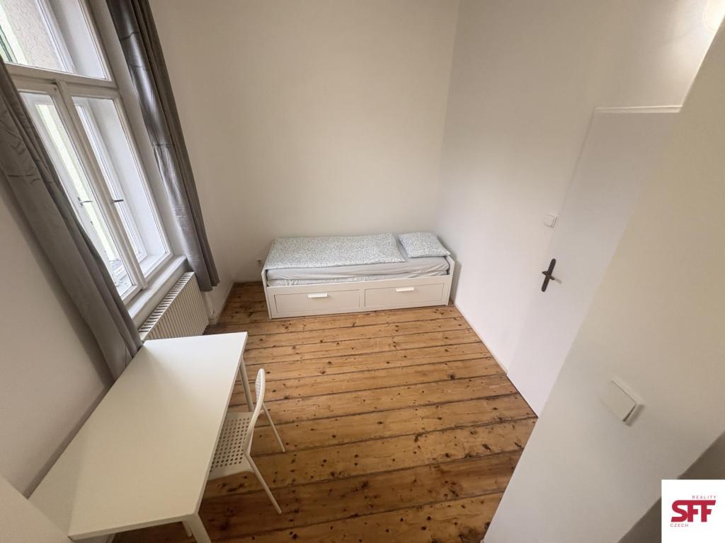 Pronájem bytu pokoj 15 m2