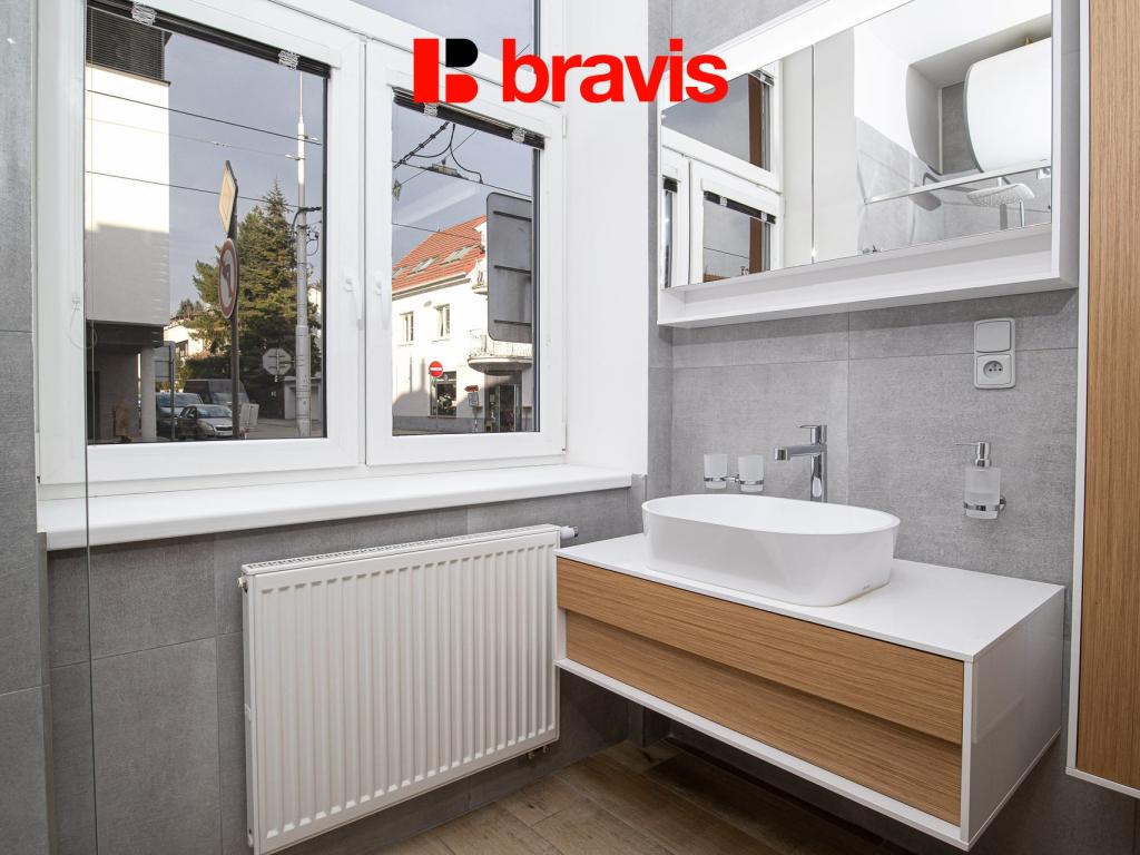 Pronájem bytu 1+kk 36 m2