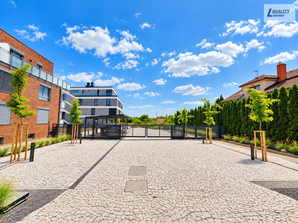 Pronájem bytu 2+kk 59 m2, Praha – náhled fotky 11