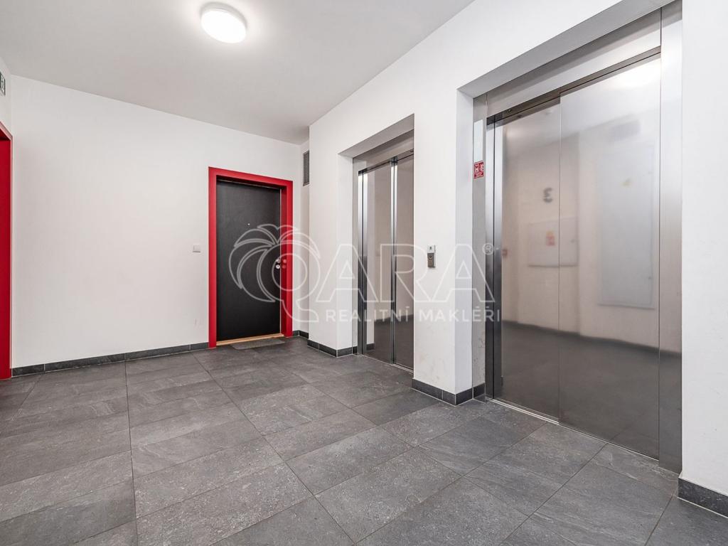 Prodej bytu 2+kk 63 m2, Liberec – náhled fotky 24