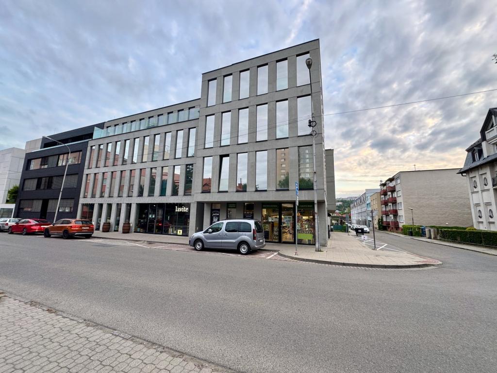 Pronájem bytu 3+kk 90 m2, Zlín – náhled fotky 19
