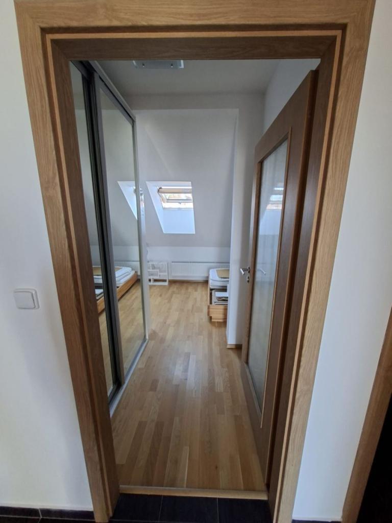 Prodej bytu 2+kk 74 m2, Praha – náhled fotky 10