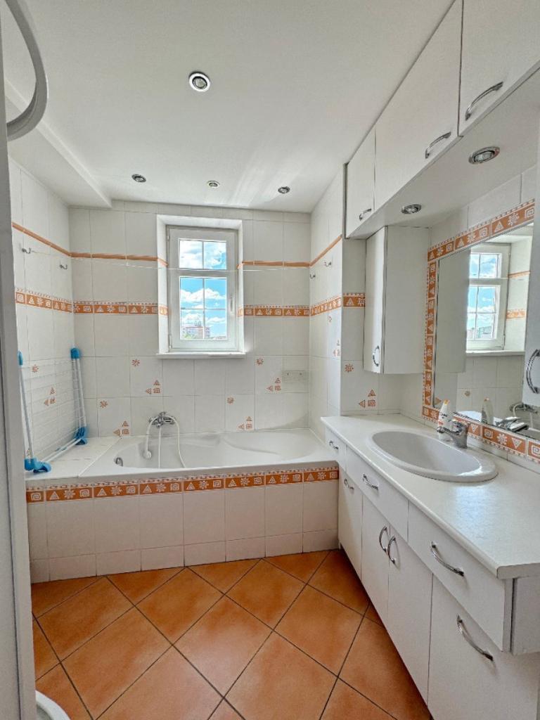 Pronájem bytu 4+kk 110 m2