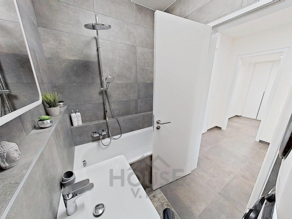 Pronájem bytu 2+kk 64 m2, Praha – náhled fotky 9