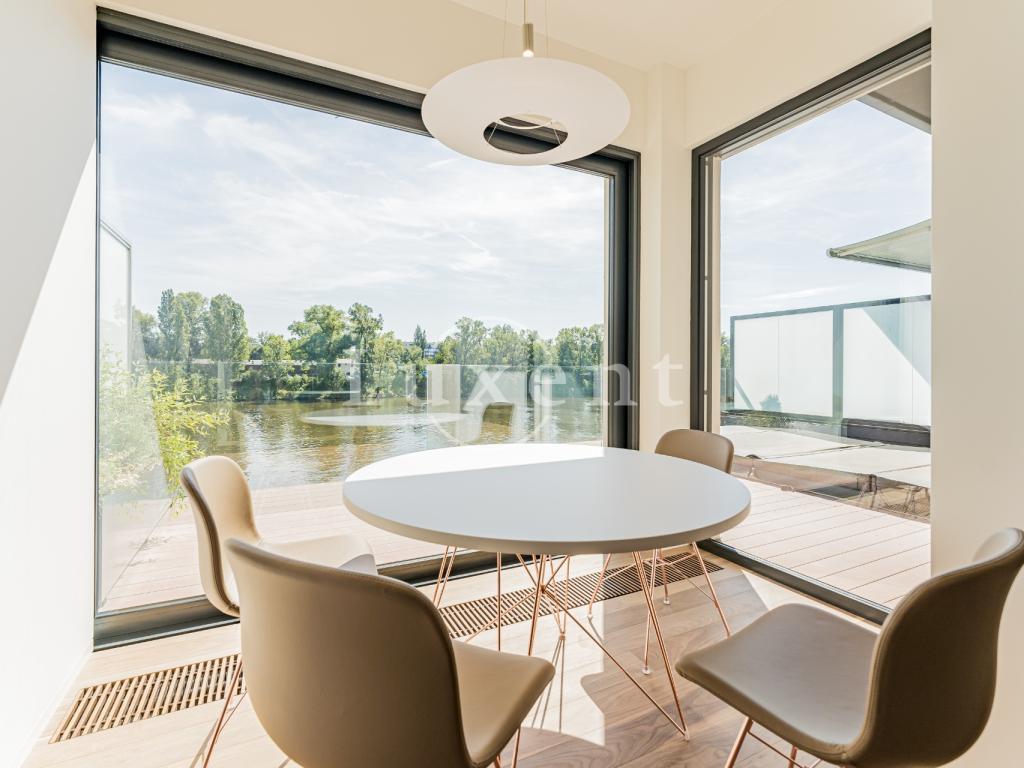 Pronájem bytu 3+kk 145 m2, Praha – náhled fotky 16