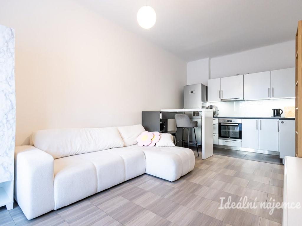 Pronájem bytu 2+kk 40 m2