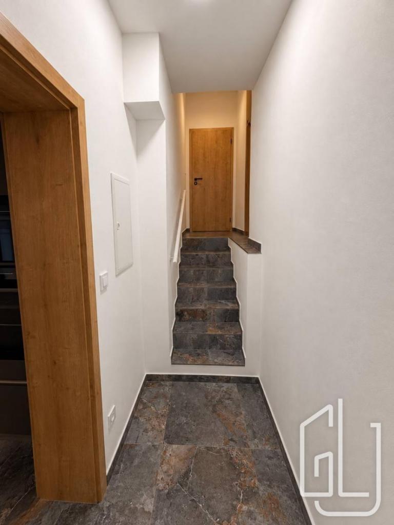 Pronájem bytu 2+kk 60 m2, Praha – náhled fotky 14