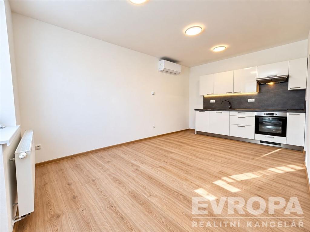 Pronájem bytu 2+kk 43 m2