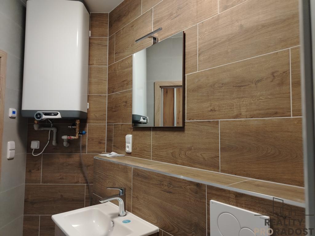 Pronájem bytu 1+kk 35 m2