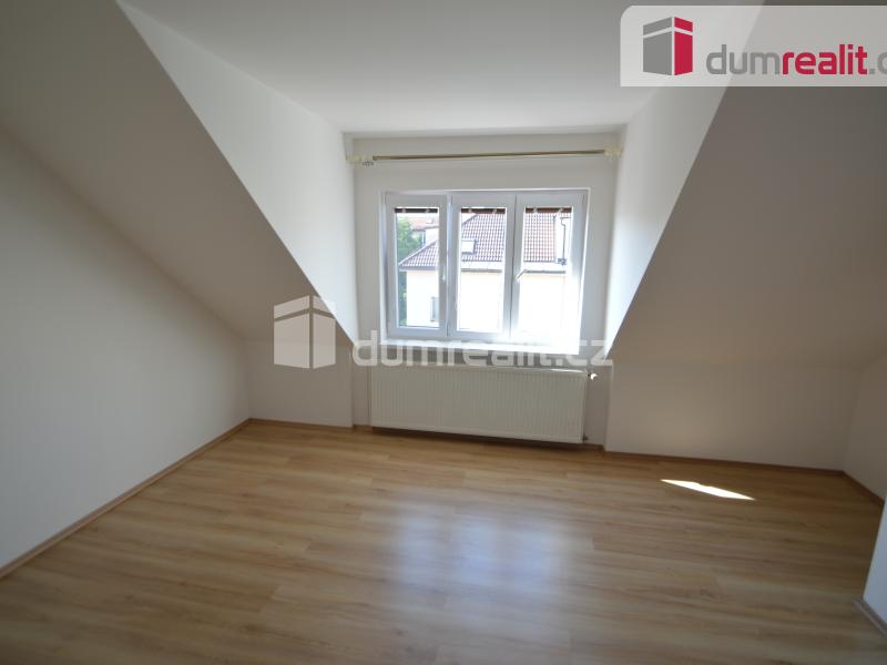 Pronájem bytu 1+1 43 m2