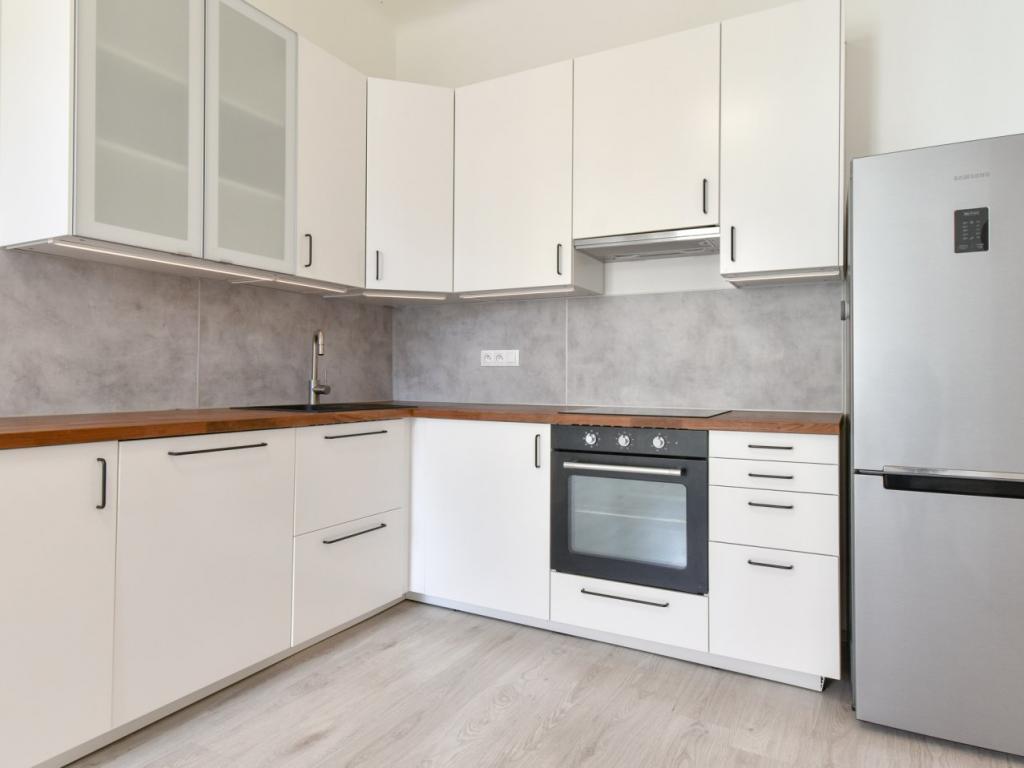 Pronajem bytu 3+kk 56 m2