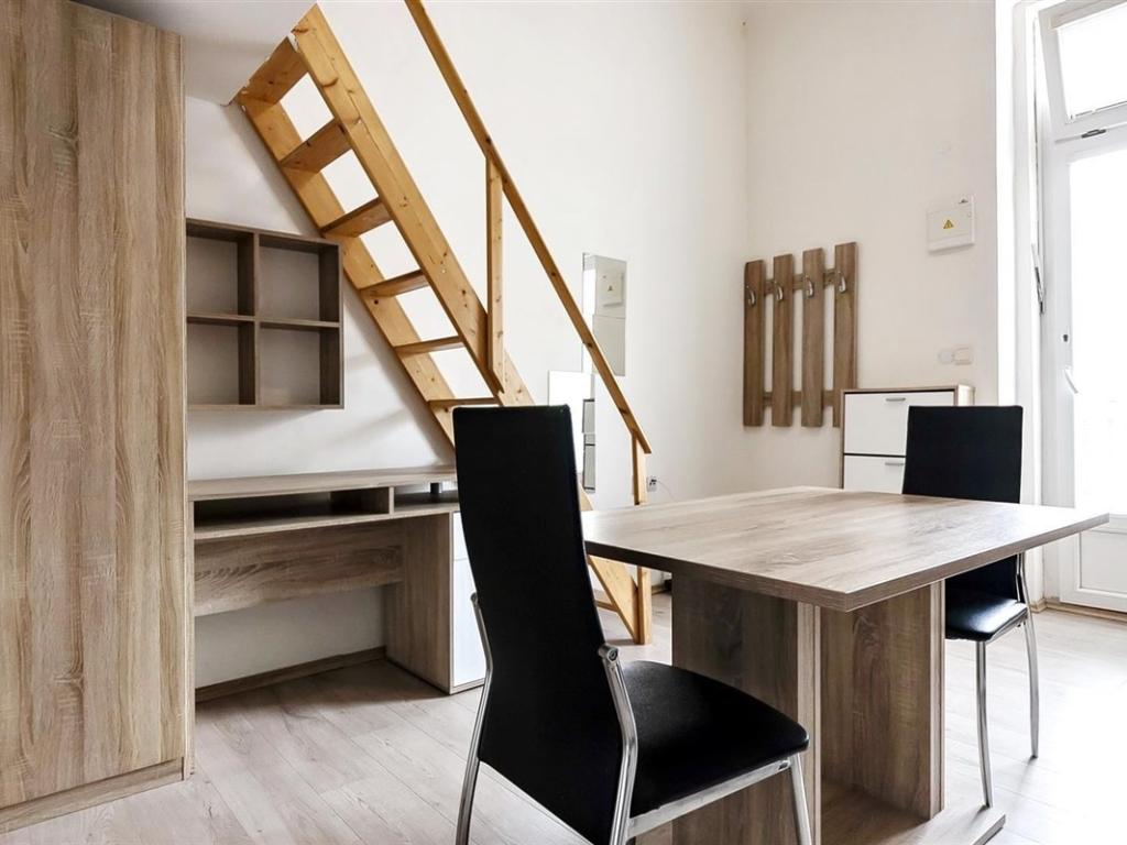 Pronájem bytu 1+kk 20 m2