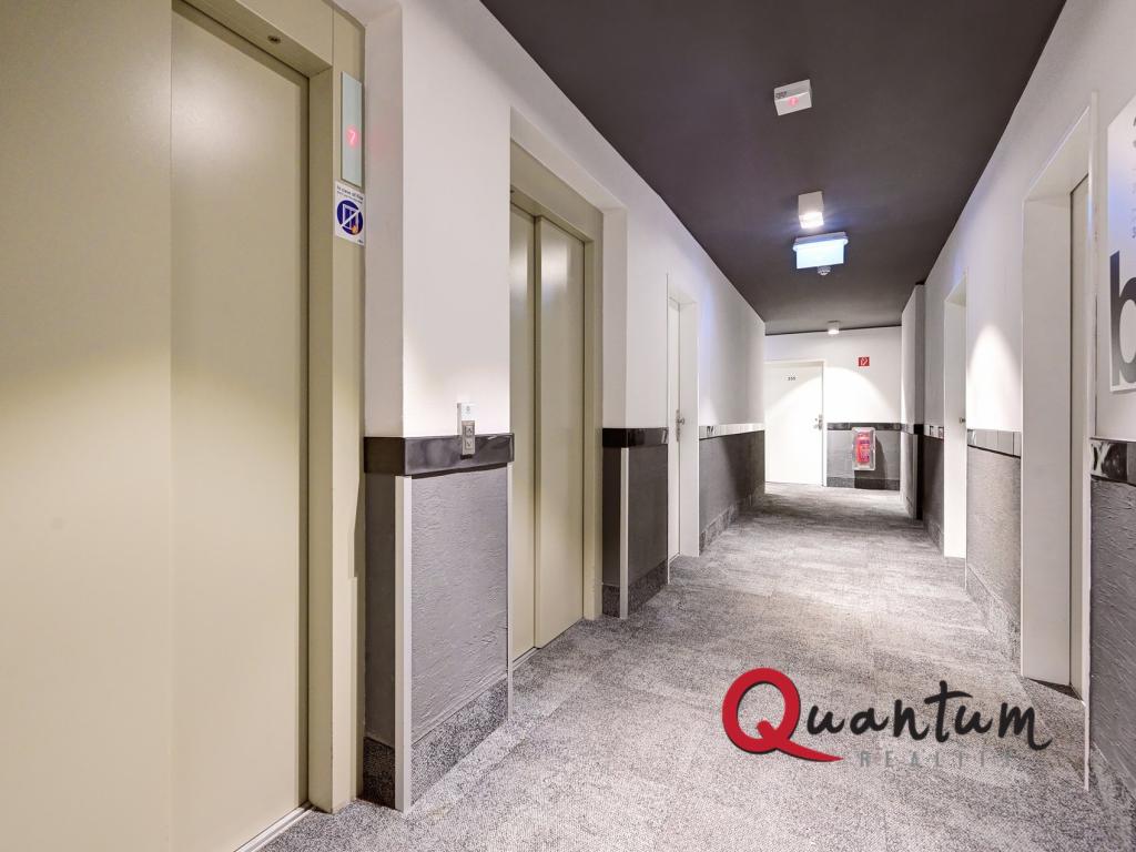 Pronájem bytu 1+kk 23 m2, Praha – náhled fotky 14