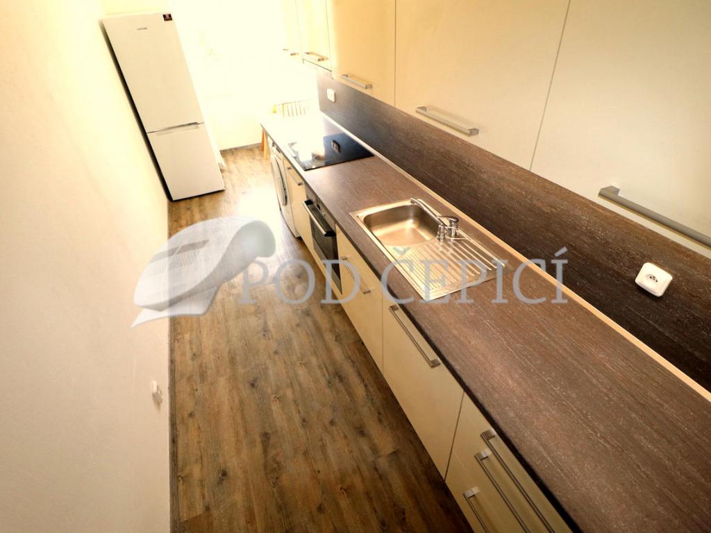 Pronajem bytu 2+1 62 m2