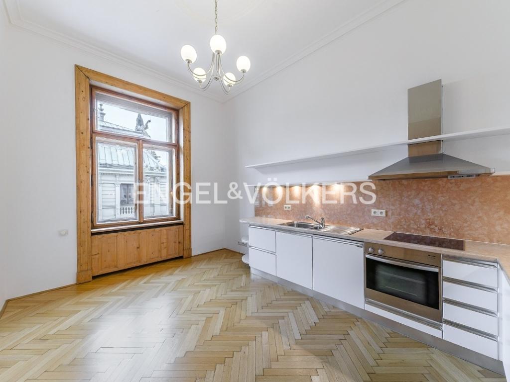 Pronájem bytu 5+1 170 m2