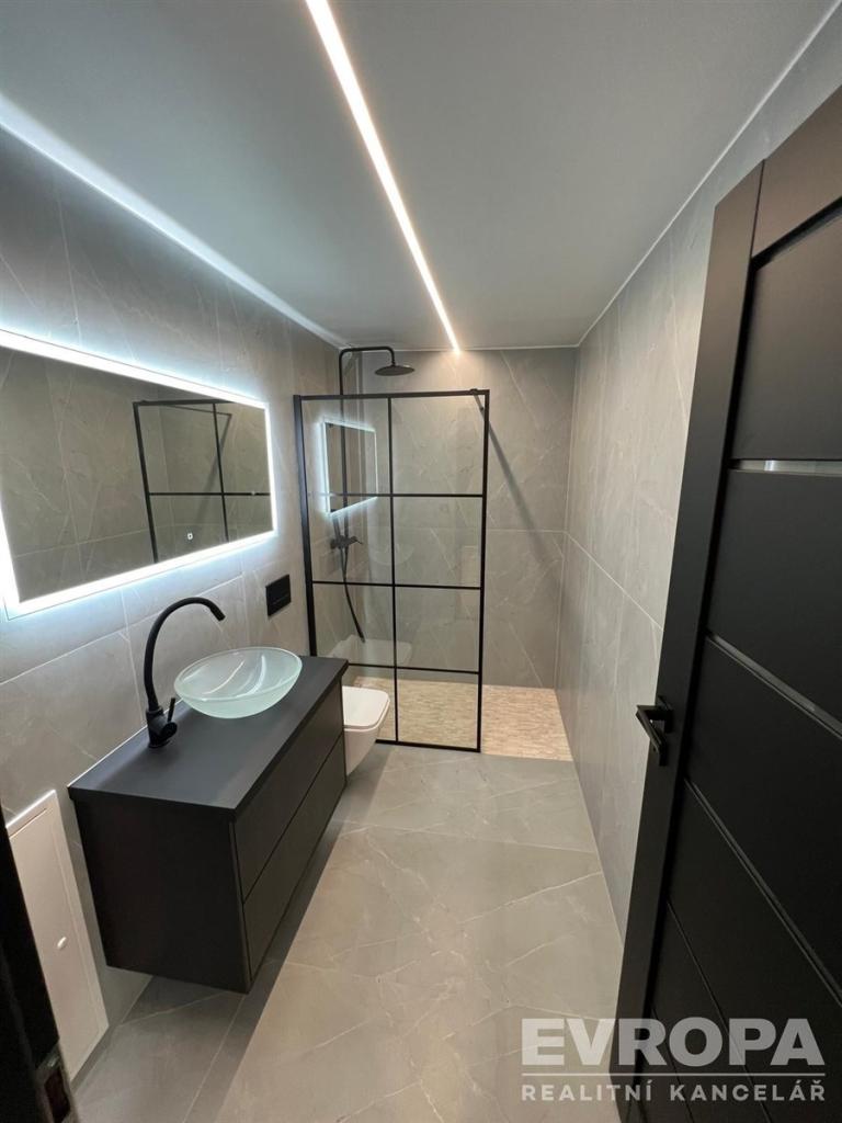 Pronájem bytu 3+kk 71 m2, Opava – náhled fotky 12
