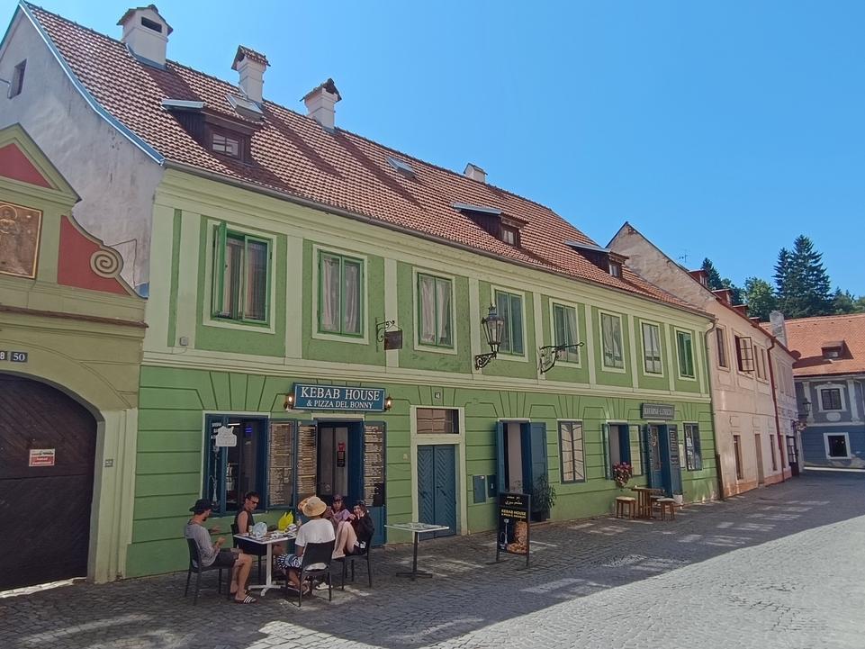 Hus, 524 m², tomt 1017 m²