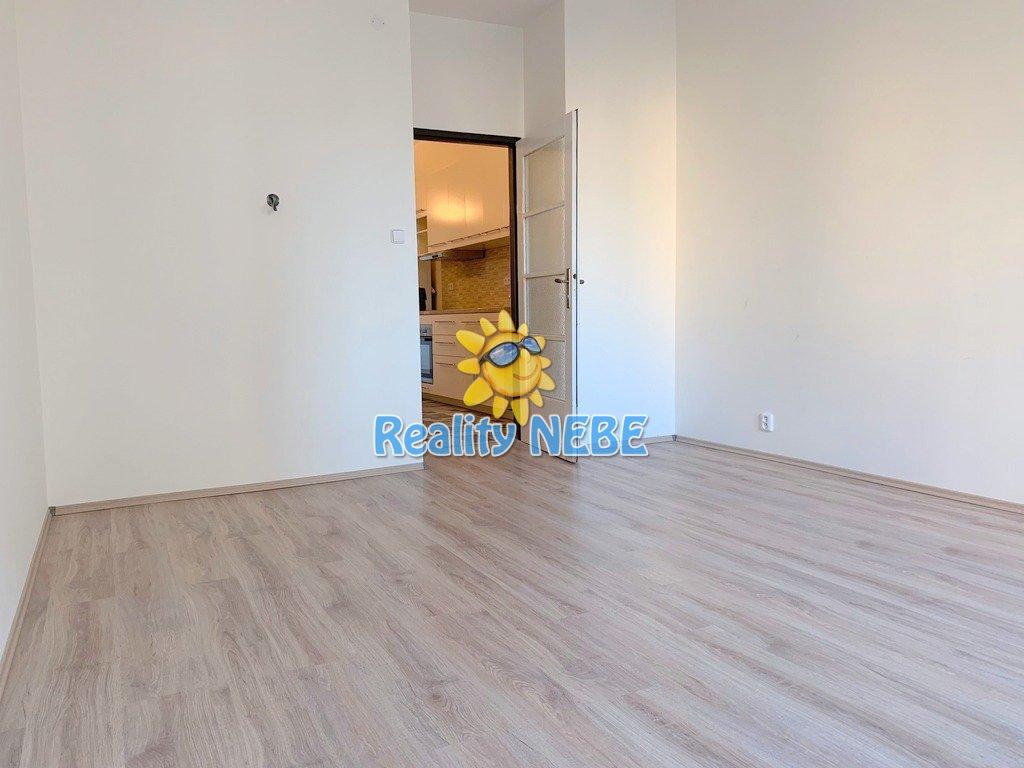 Pronájem bytu 2+1 56 m2