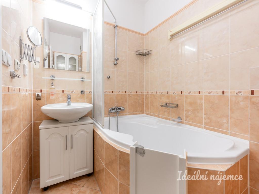 Pronájem bytu 2+kk 52 m2, Praha – náhled fotky 8