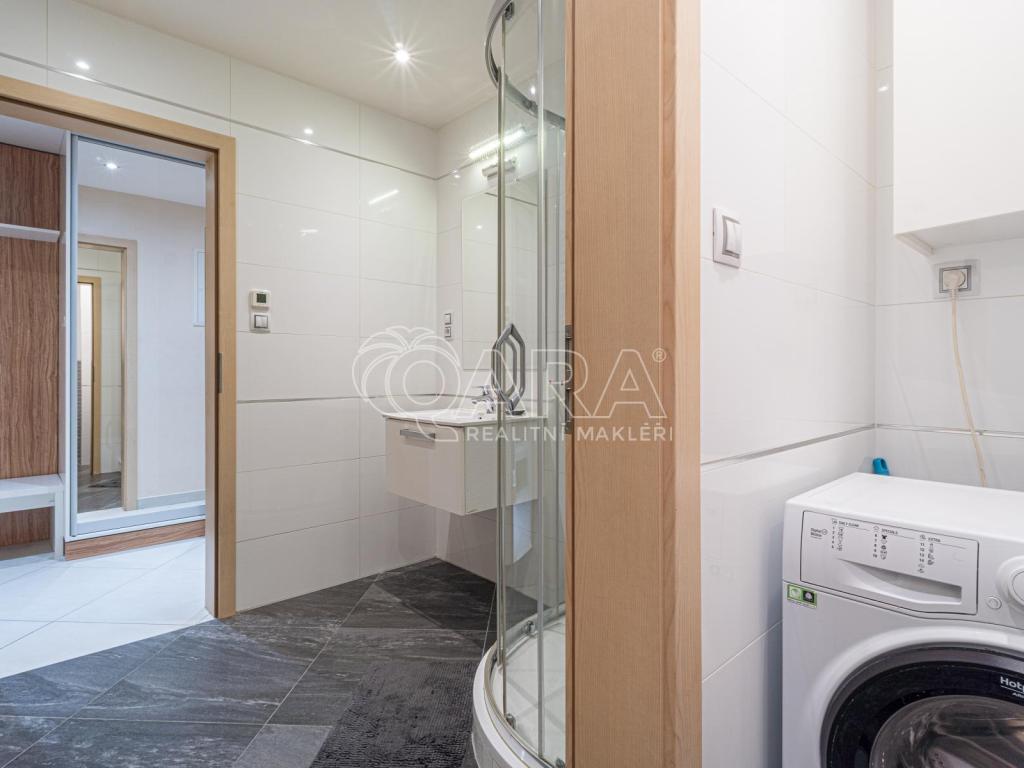 Pronájem bytu 1+kk 37 m2, Praha – náhled fotky 9