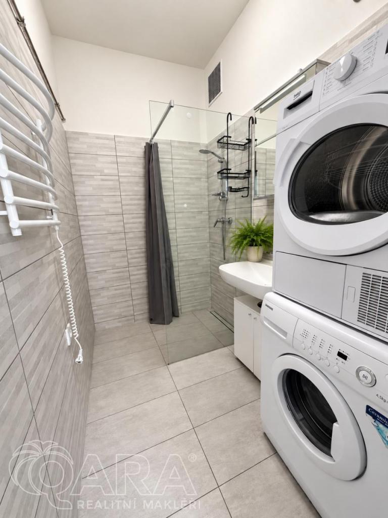 Prodej bytu 2+kk 40 m2, Praha – náhled fotky 13