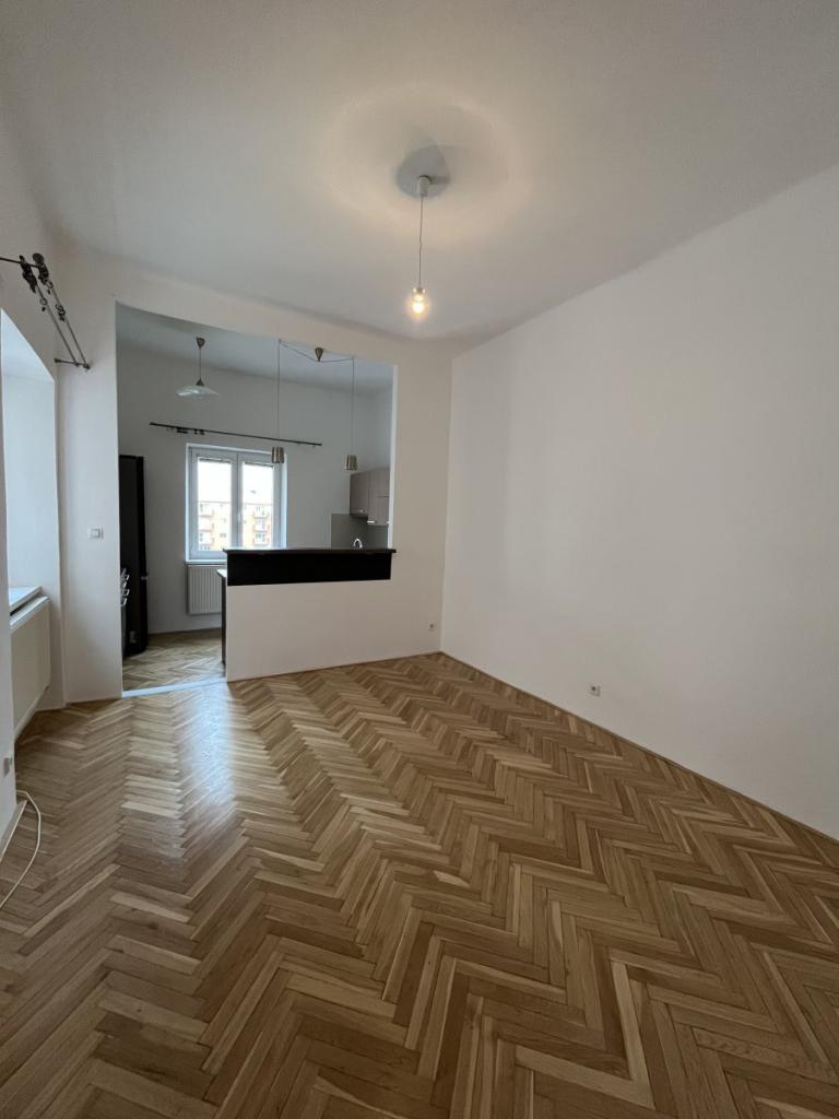 Pronájem bytu 3+kk 95 m² – další