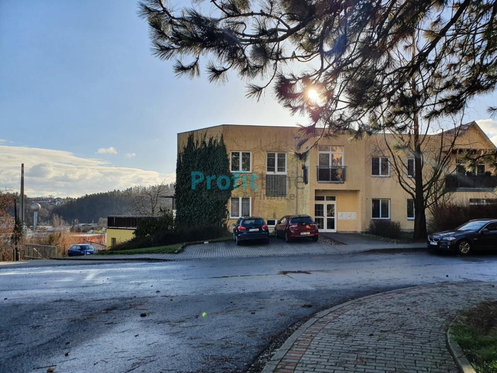 Pronájem bytu 3+kk 98 m2