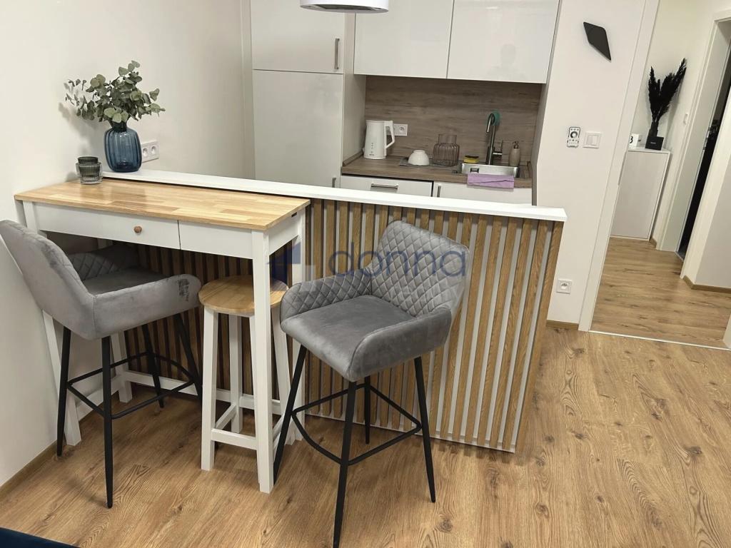 Pronájem bytu 2+kk 44 m2
