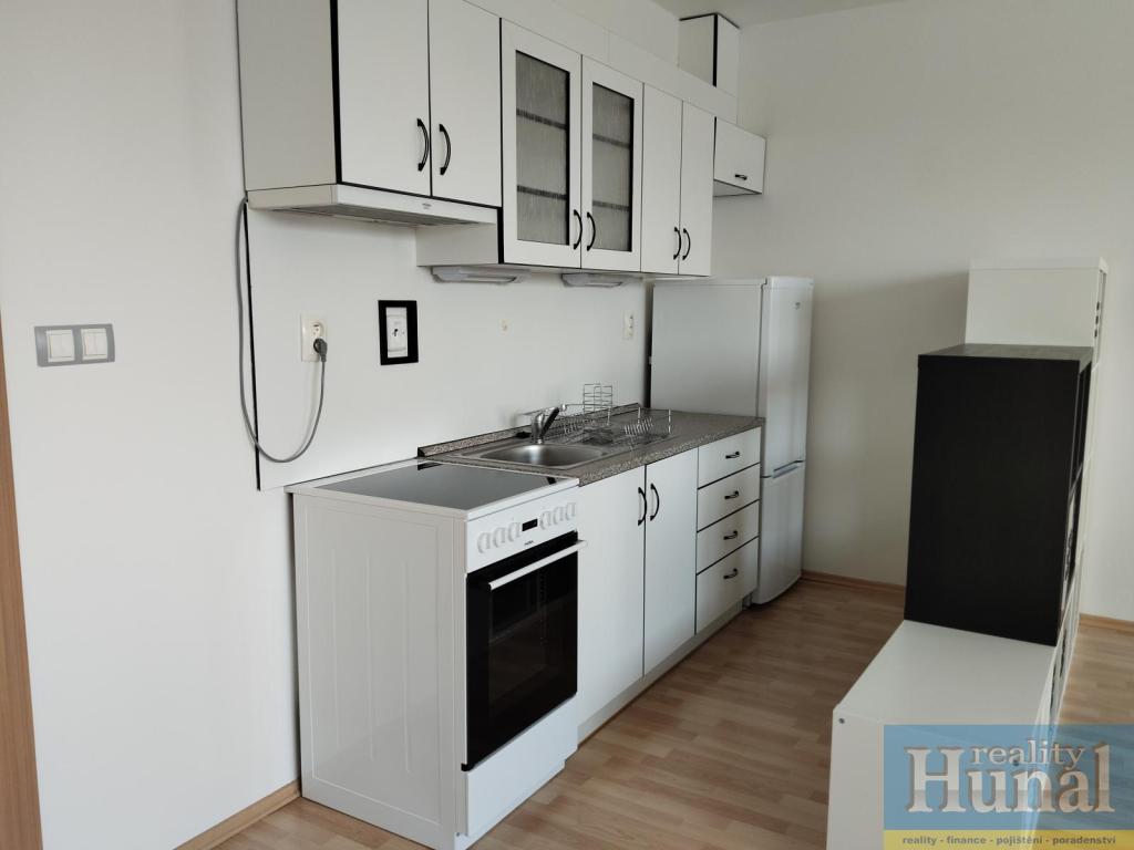 Pronájem bytu 1+kk 36 m2