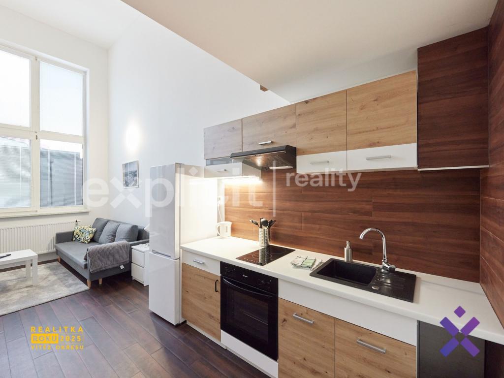 Pronájem bytu 1+kk 40 m2