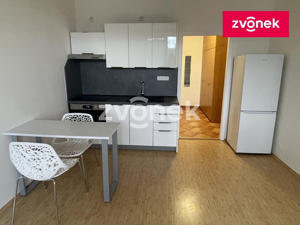Pronájem bytu 1+kk 28 m2