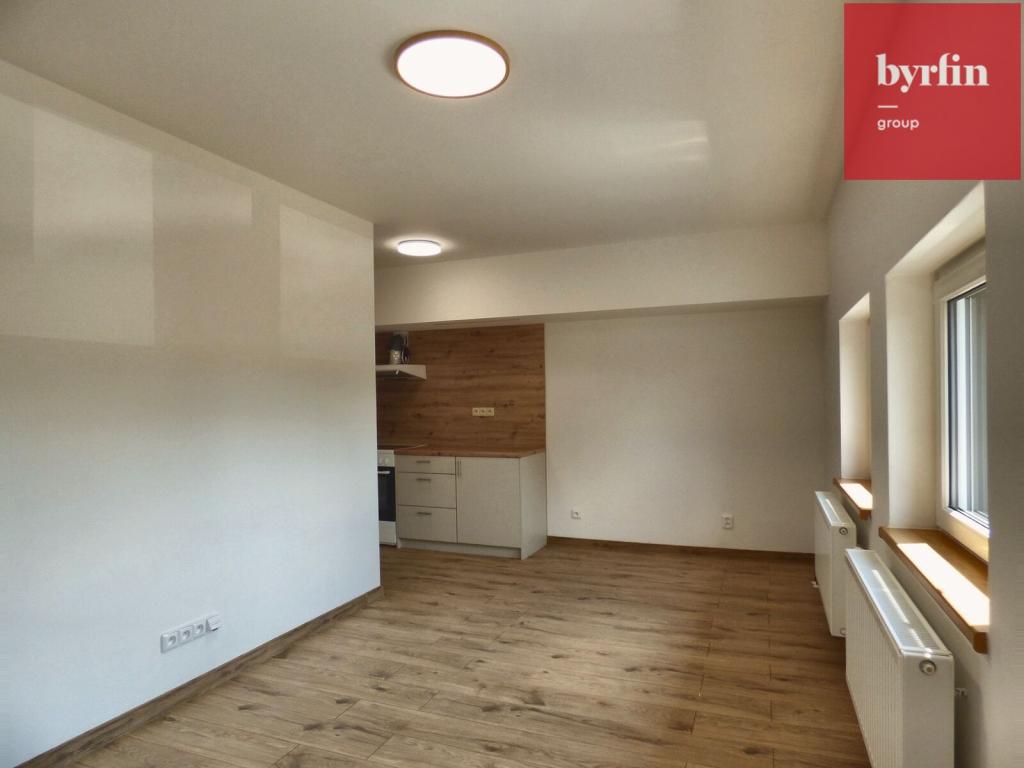 Pronájem bytu 2+kk 38 m2