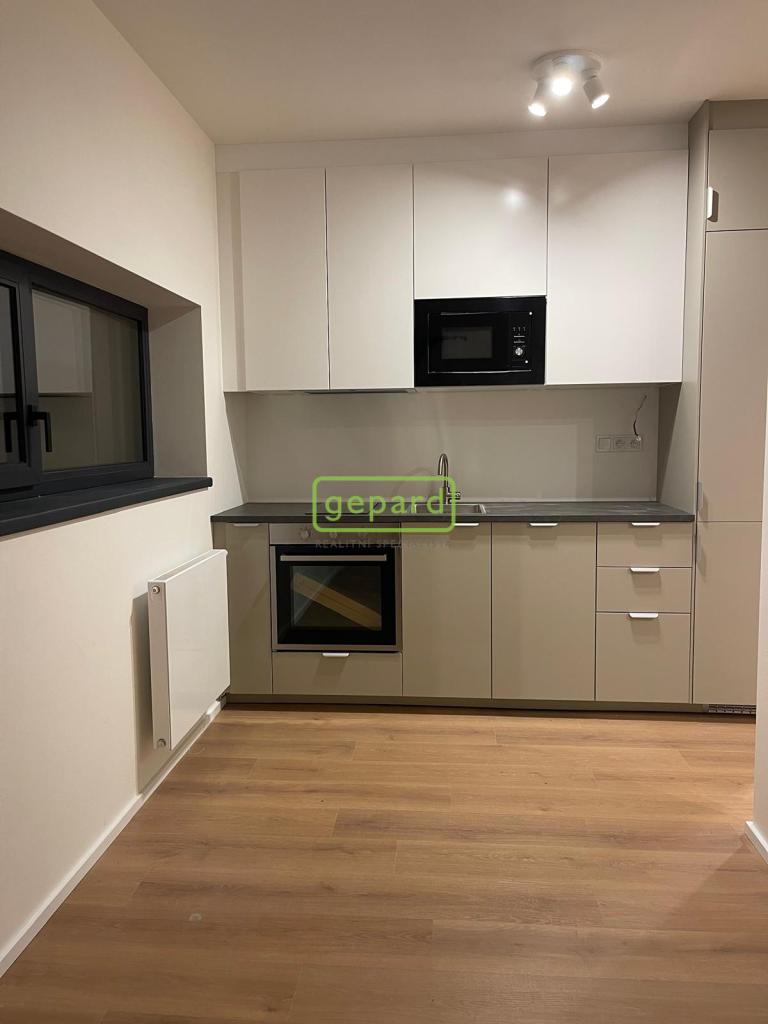 Pronájem bytu 1+kk 34 m2
