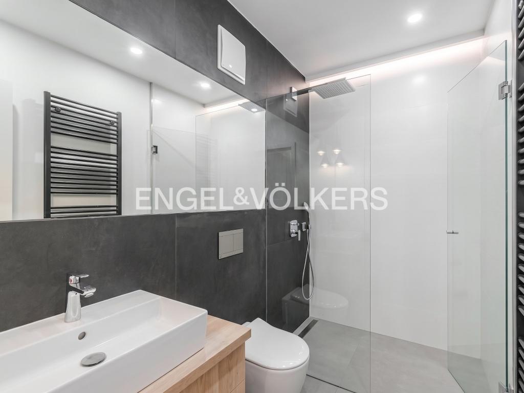 Pronájem bytu 3+kk 123 m2, Praha – náhled fotky 12