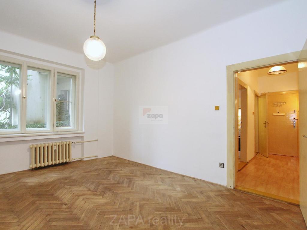 Pronájem bytu 1+1 37 m2