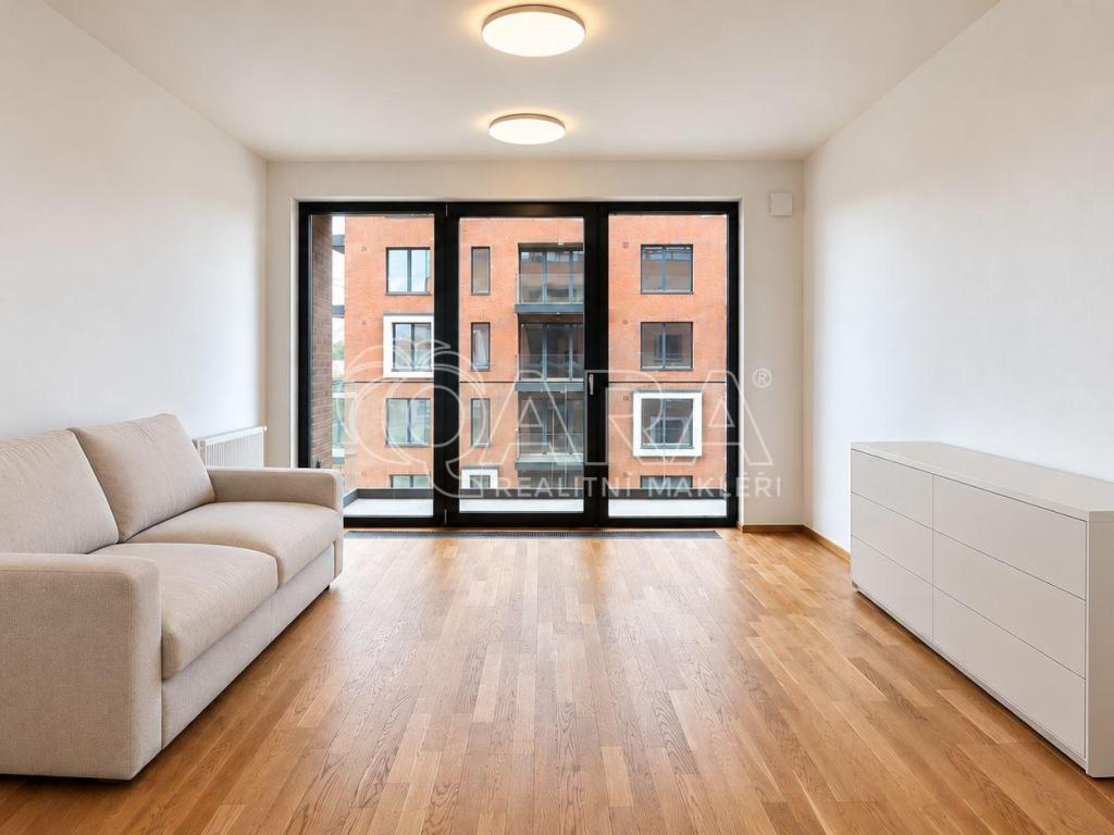 Pronájem bytu 1+kk 36 m2