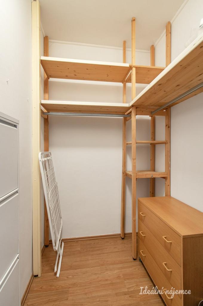 Pronájem bytu 1+kk 33 m2, Praha – náhled fotky 6