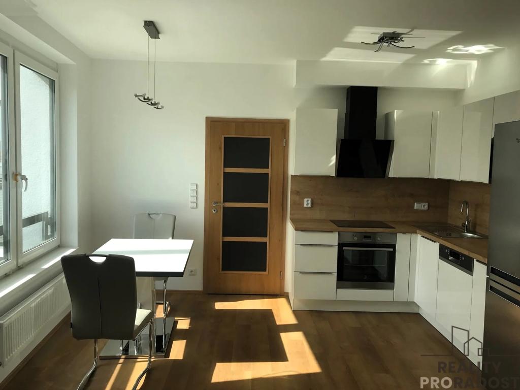 Pronájem bytu 2+kk 56 m2