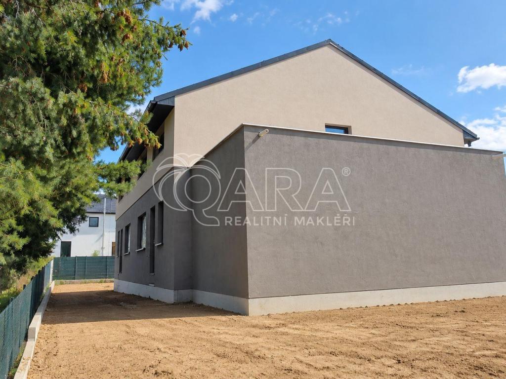 Prodej domu 156 m2, Kamenice – náhled fotky 12