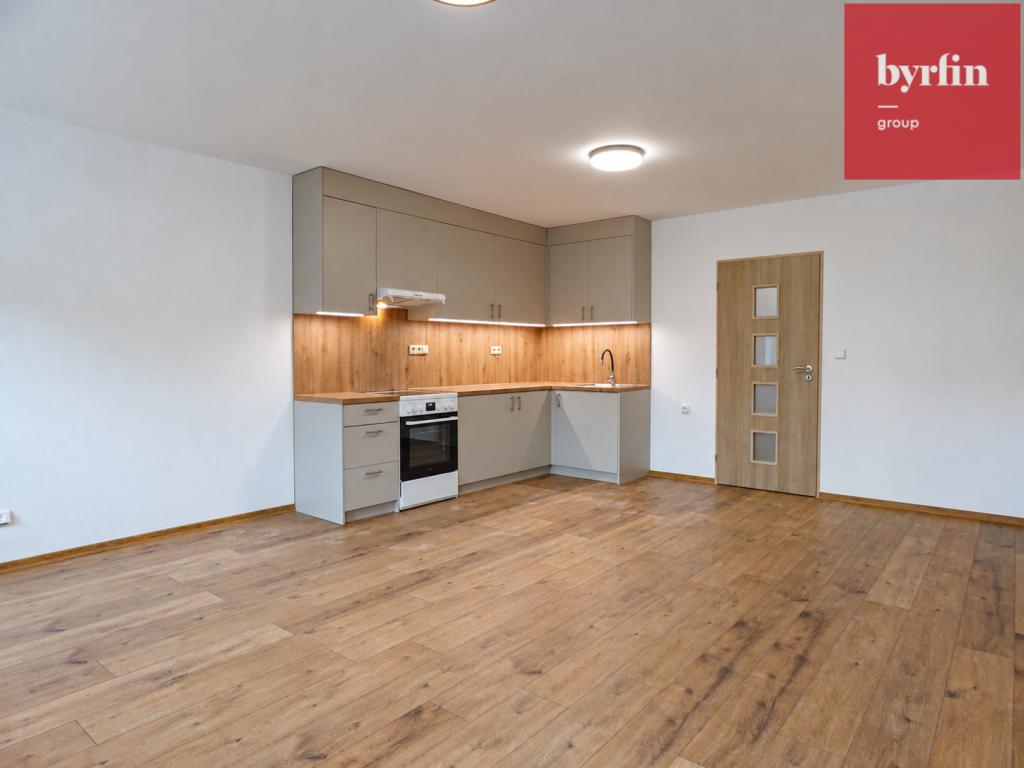 Pronájem bytu 1+kk 38 m2