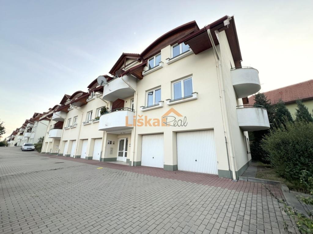 Pronájem bytu 3+kk 77 m2