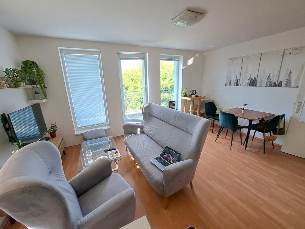 Pronájem bytu 3+kk 72 m2