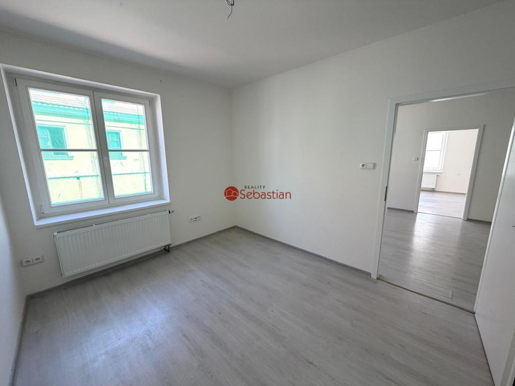 Pronájem bytu 3+kk 66 m2