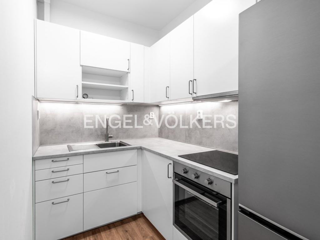 Pronájem bytu 2+kk 38 m² – pohled 3