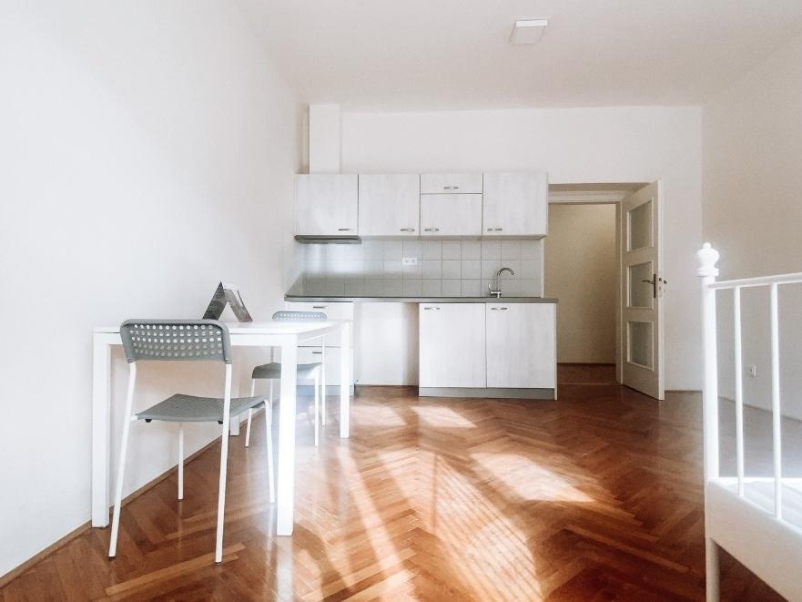 Pronájem bytu 1+kk 33 m2