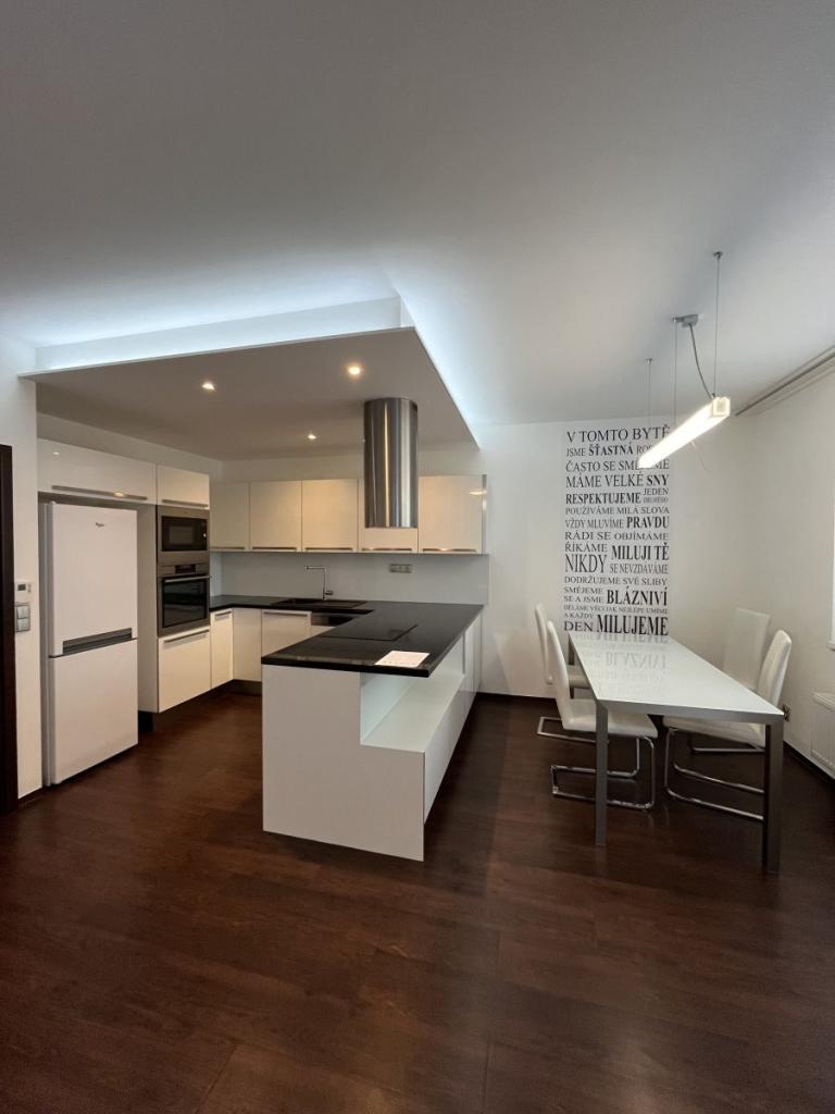 Pronájem bytu 3+kk 75 m2