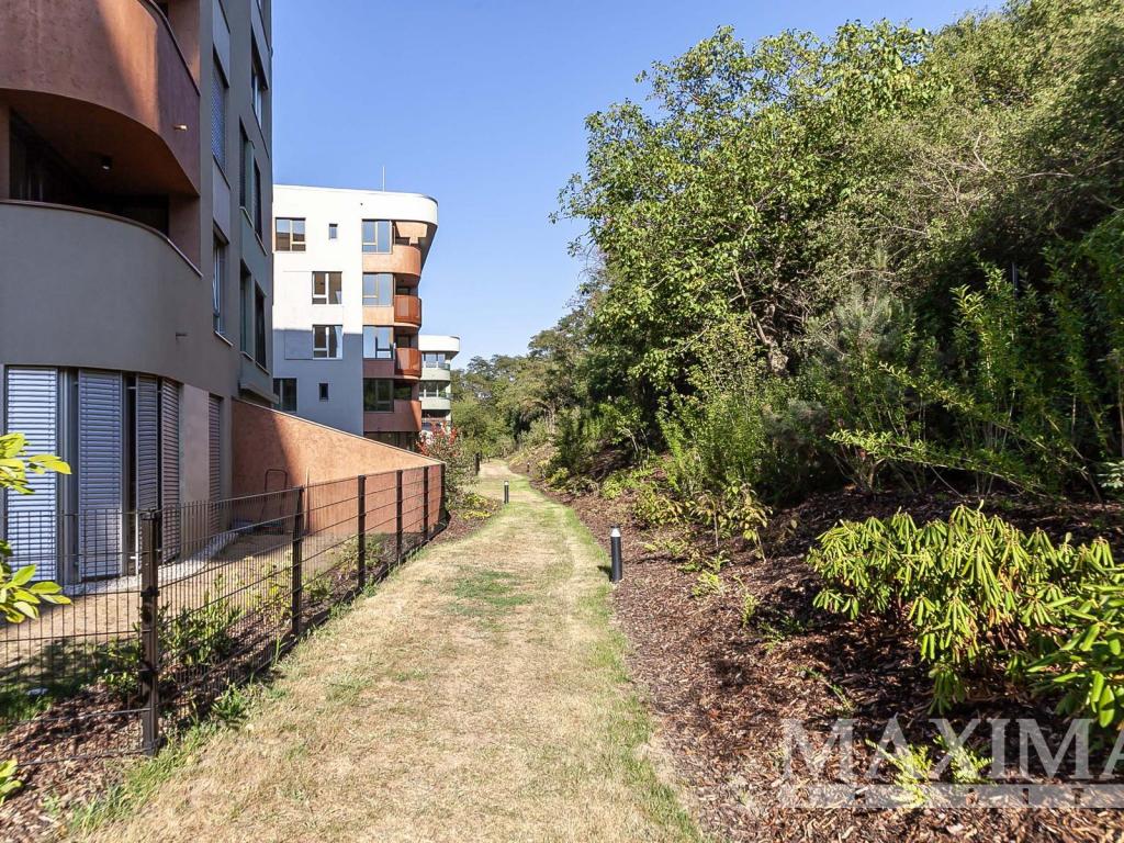 Prodej bytu 1+kk 37 m2, Praha – náhled fotky 18