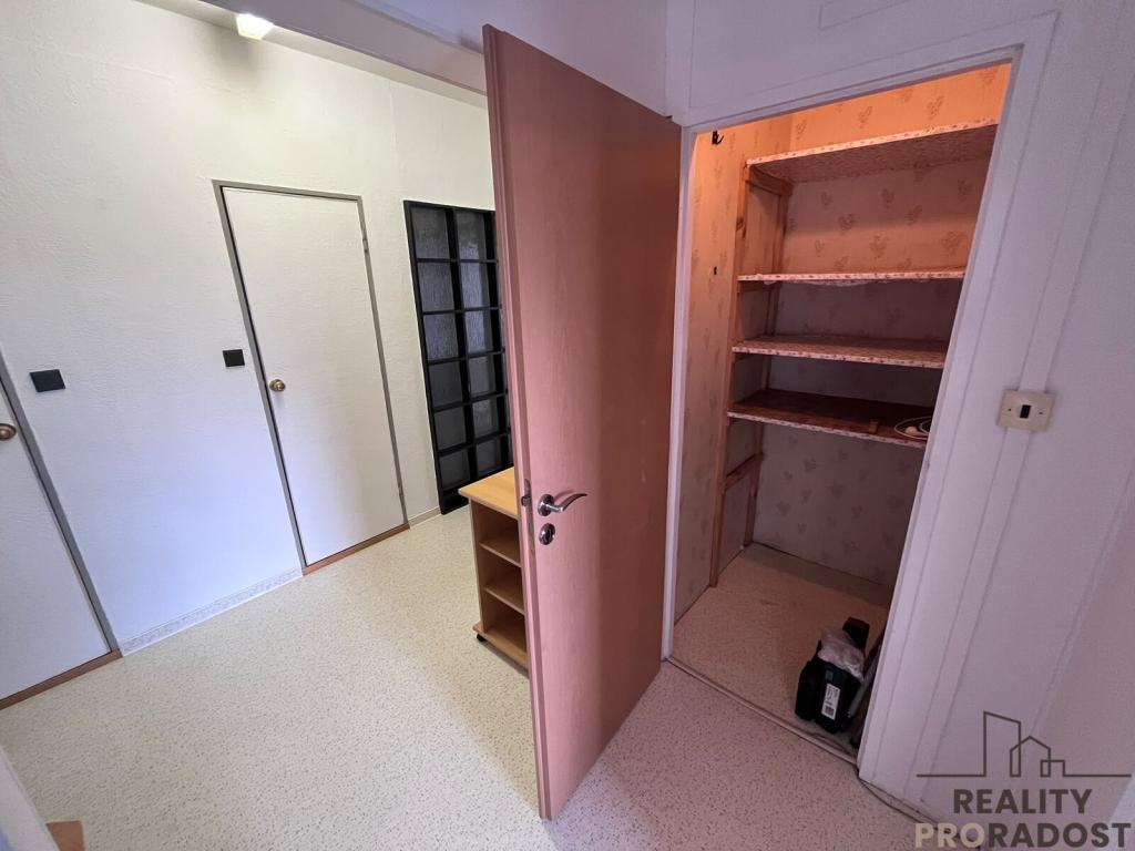 Pronájem bytu 4+1 75 m2, České Budějovice – náhled fotky 12