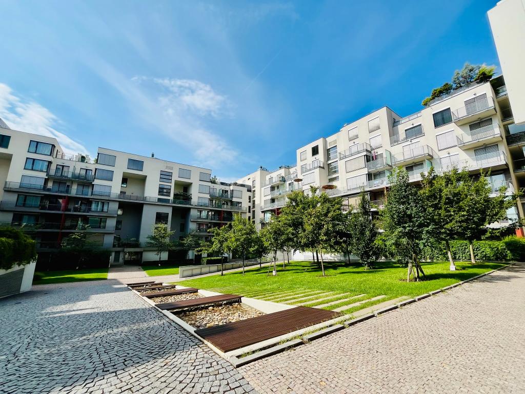 Pronájem bytu 2+kk 68 m2, Praha – náhled fotky 6